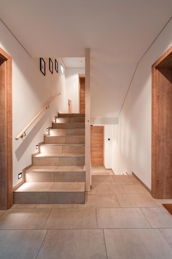카프룬 Haus Kulala 아파트 외부 사진