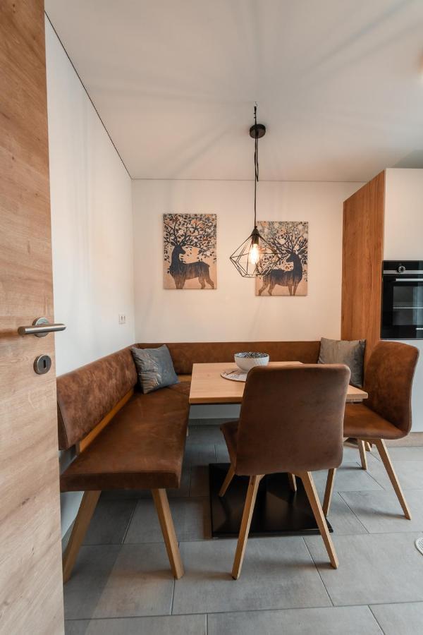 카프룬 Haus Kulala 아파트 외부 사진